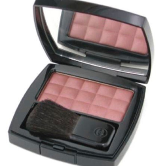 Other - Chanel Irreelle Silky Blush 40 Mystery DISCONTINUED